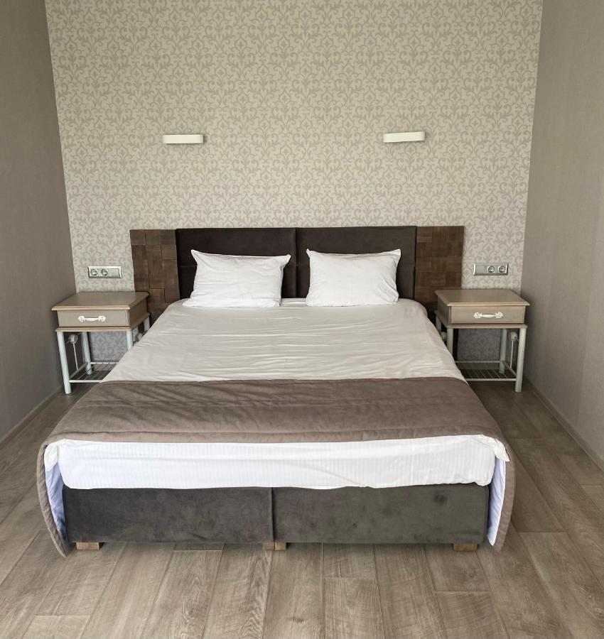 Pallada Hotel Ternopil Extérieur photo