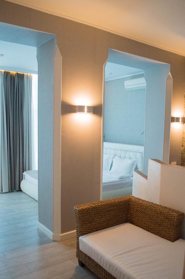 Pallada Hotel Ternopil Extérieur photo